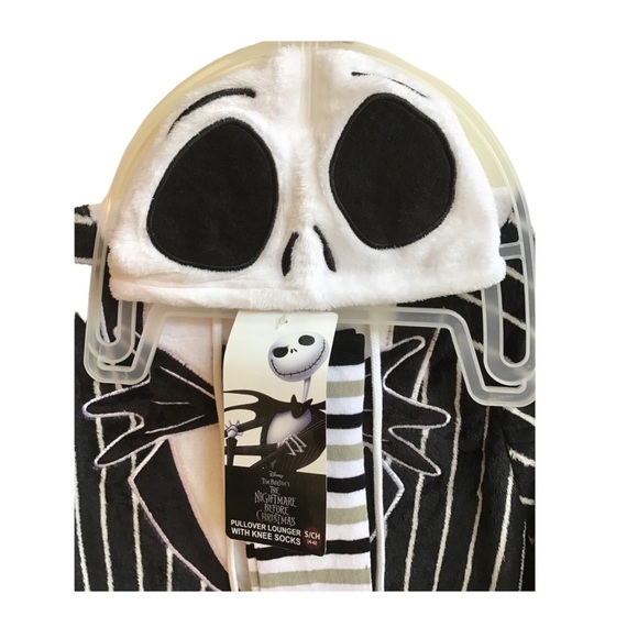 Disney’s Nightmare Before Christmas Jack Sleep Lounger with Socks Size: L-14/16 - Picture 10 of 14